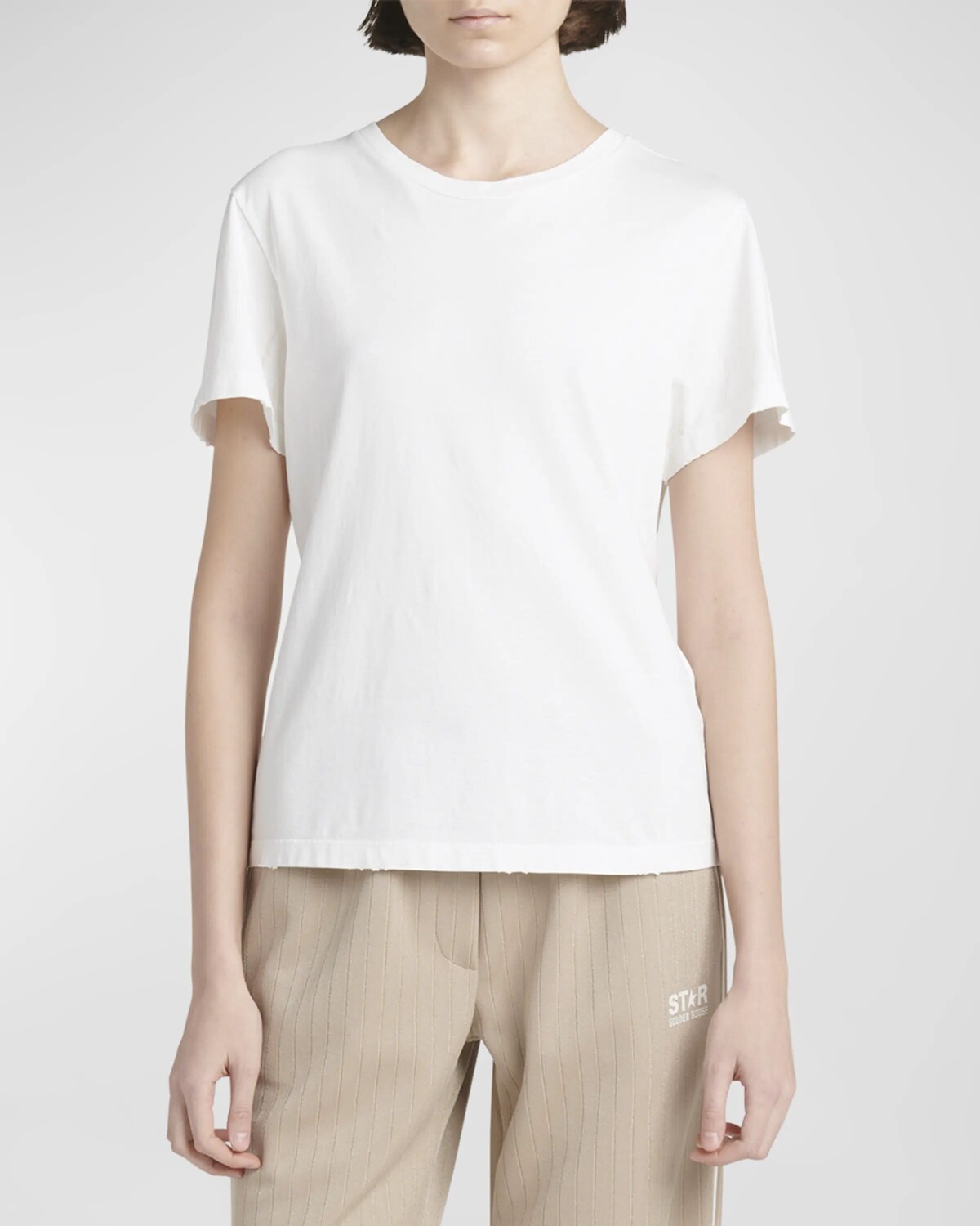 

Золотистая футболка с короткими рукавами и потертостями Golden Goose, цвет Vintage White