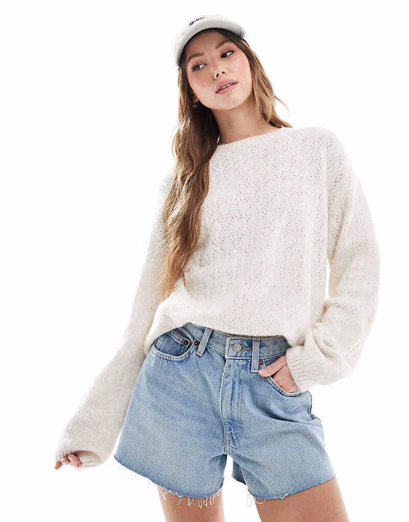 

Пушистый джемпер ажурной вязки ASOS DESIGN цвета экрю