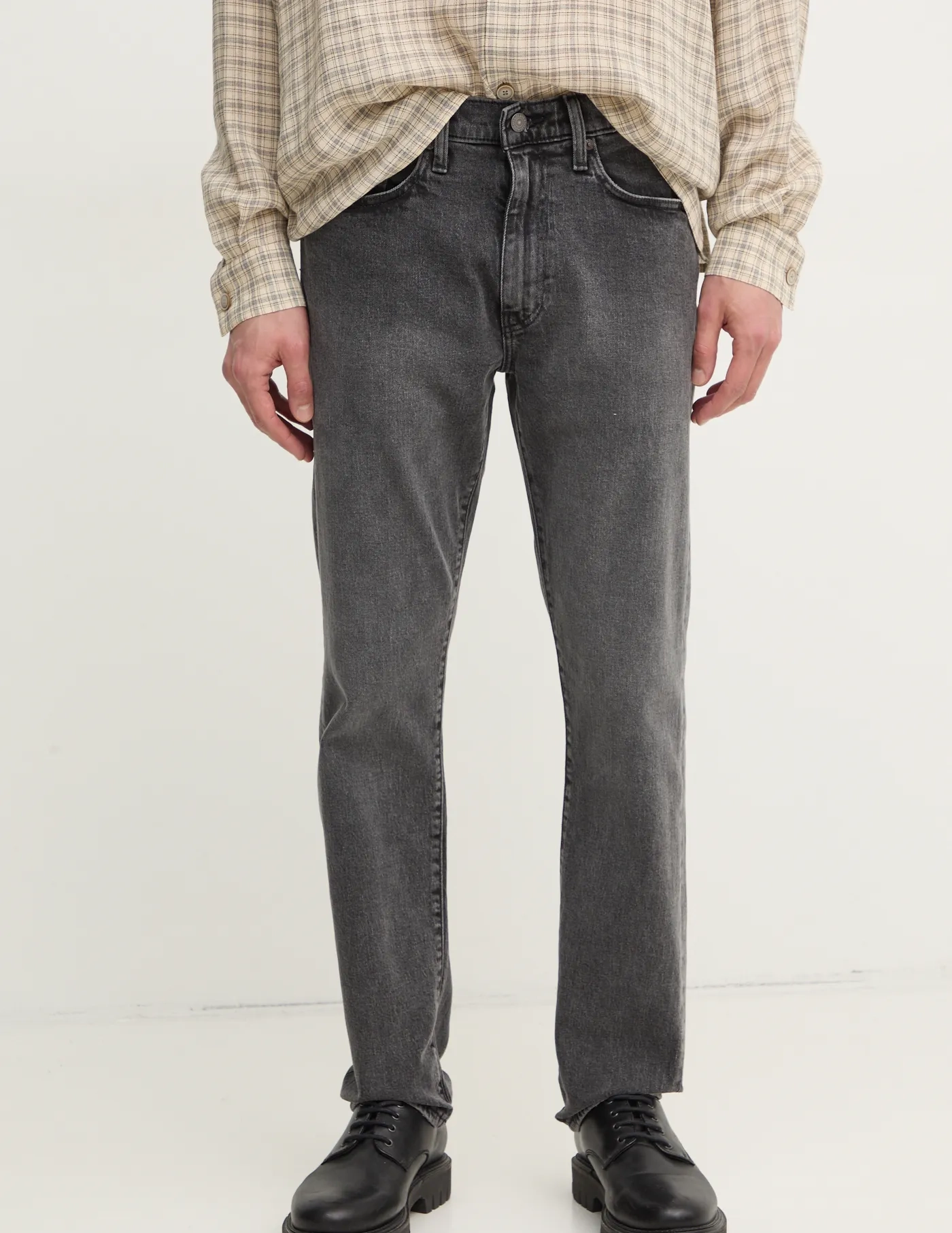 

Джинсы 502 TAPER Levi's, серый