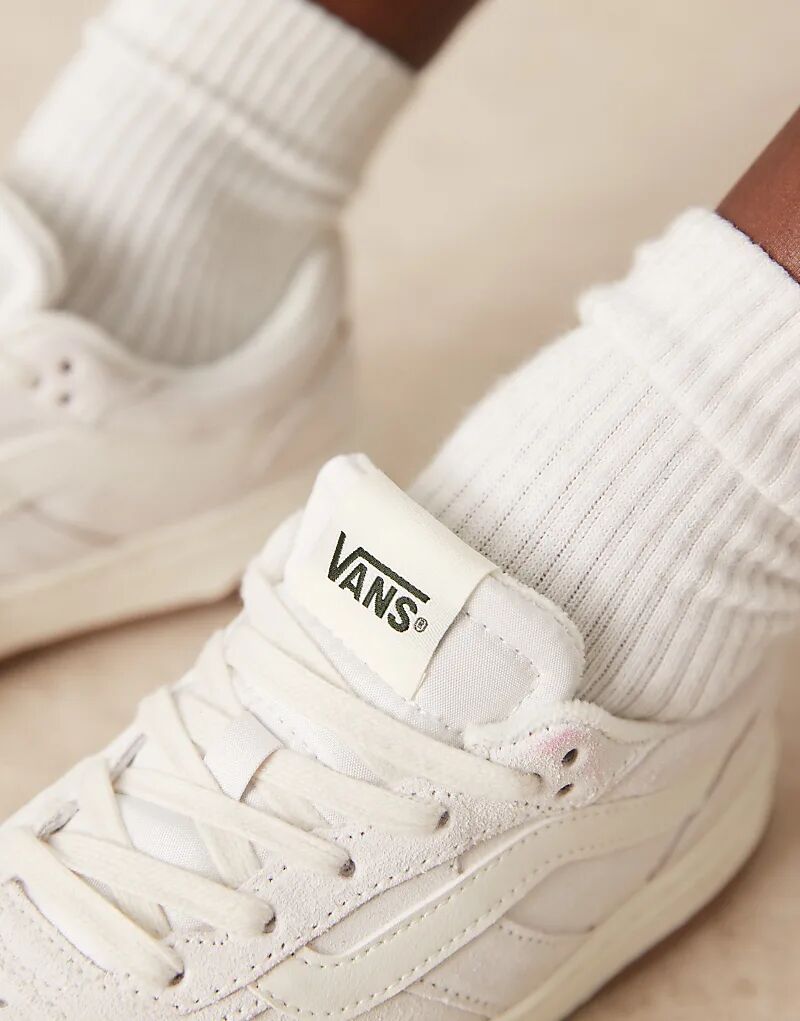 Кроссовки Vans Cruze 3.0 бежевого цвета с зелеными деталями — фото 4