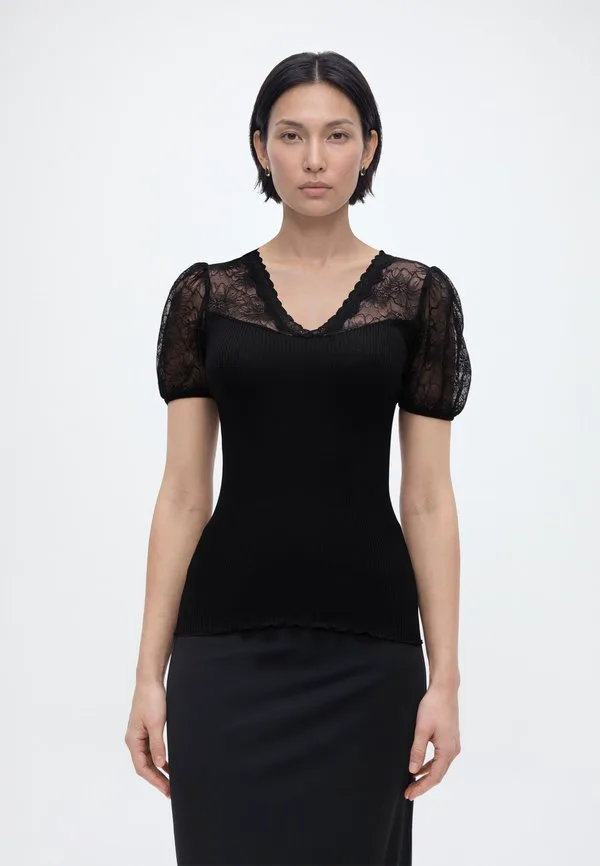 

Футболка beatha с v-образным вырезом и принтом Rosemunde, Black, Черный, Футболка beatha с v-образным вырезом и принтом Rosemunde, Black