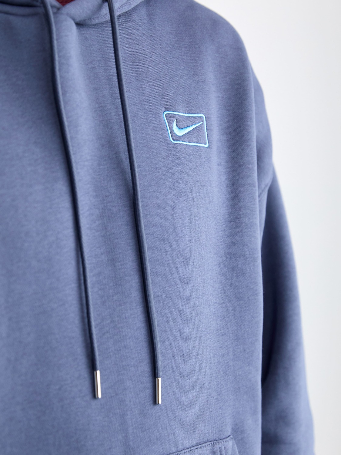 Nike Sportswear Толстовка в цвете Dusty Blue, Pastel Blue — фото 2