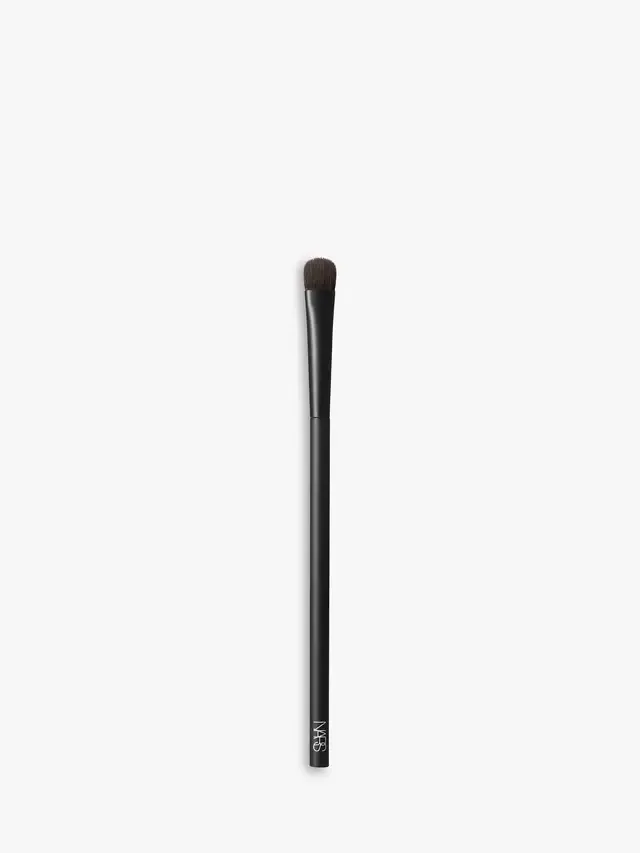 21 Маленькая кисть для теней NARS