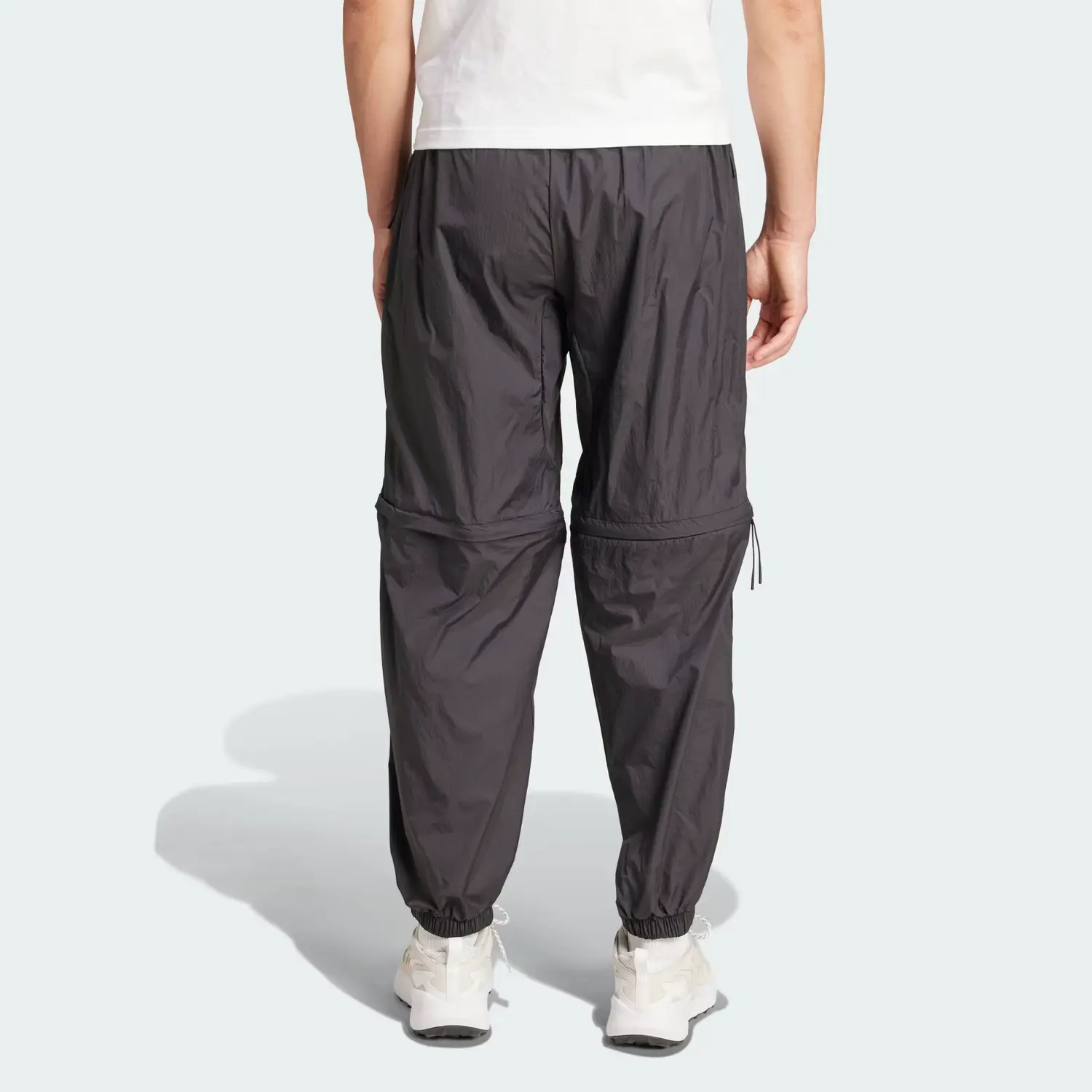 AdiClub City Escape Premium Zip Off Cargo Pants Adidas, черный — фото 4