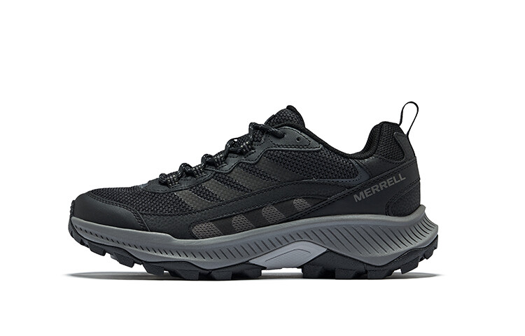 

Кроссовки для активного отдыха мужские с низким верхом черного цвета Merrell