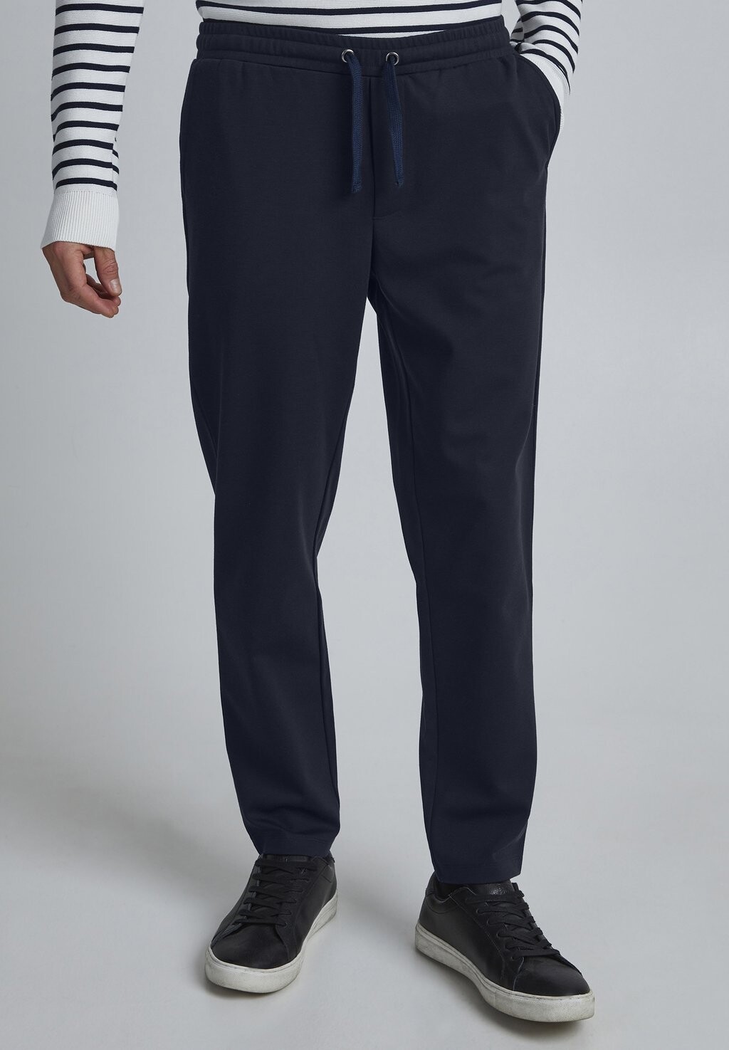 

Спортивные брюки Cfpilou Casual Friday, цвет navy blazer