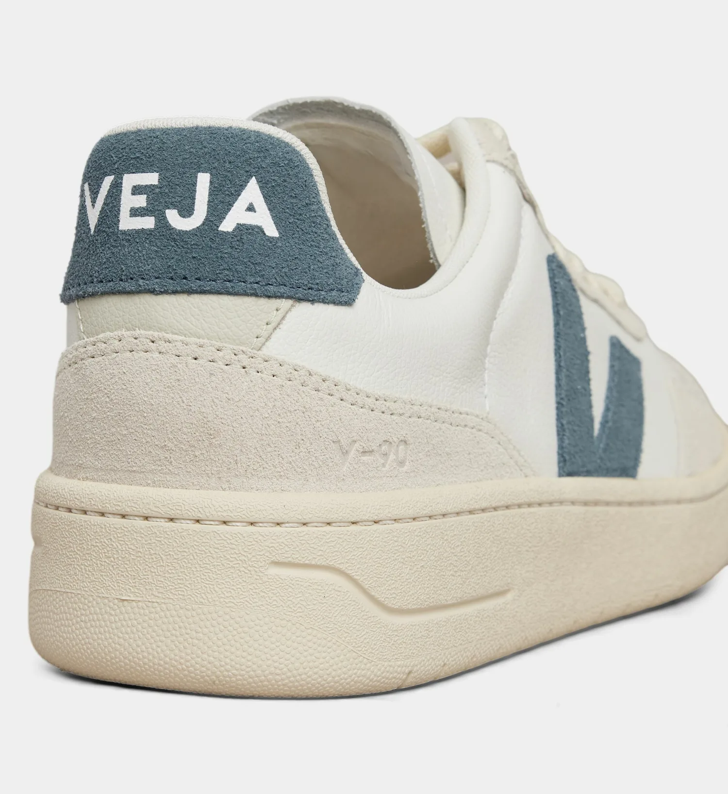 Низкие кеды V-90 O.T из кожи O.T. (Organic Traced) VEJA, синий — фото 4