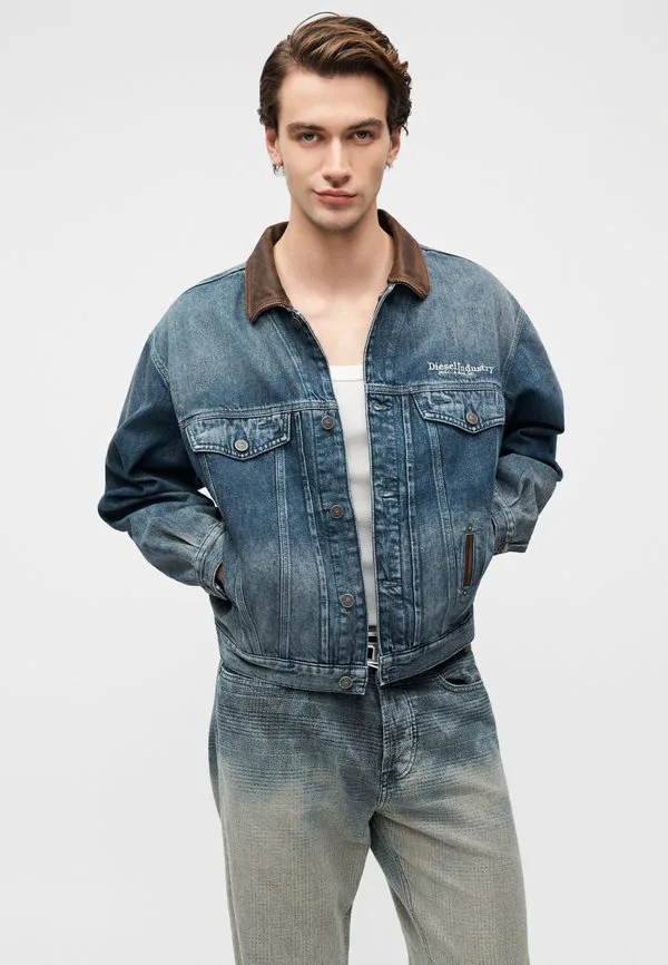 Джинсы свободного кроя с глубоким вырезом Diesel — фото 4