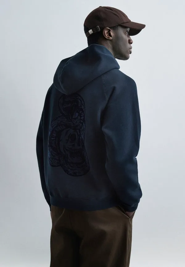 

Толстовка с капюшоном georgio со змеиным принтом Zadig & Voltaire, Encre, Зеленый, Толстовка с капюшоном georgio со змеиным принтом Zadig & Voltaire, Encre