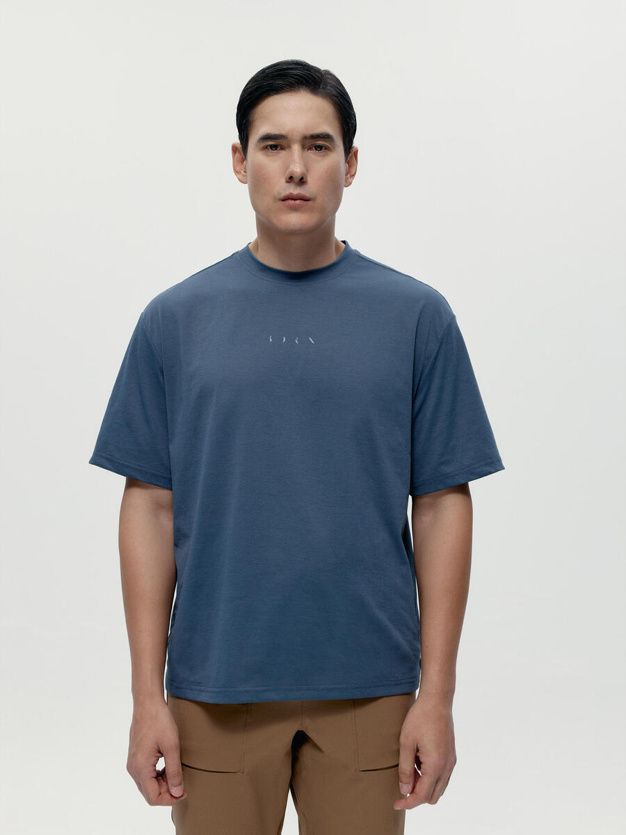 

Мужская спортивная футболка Fawn Born Living Yoga