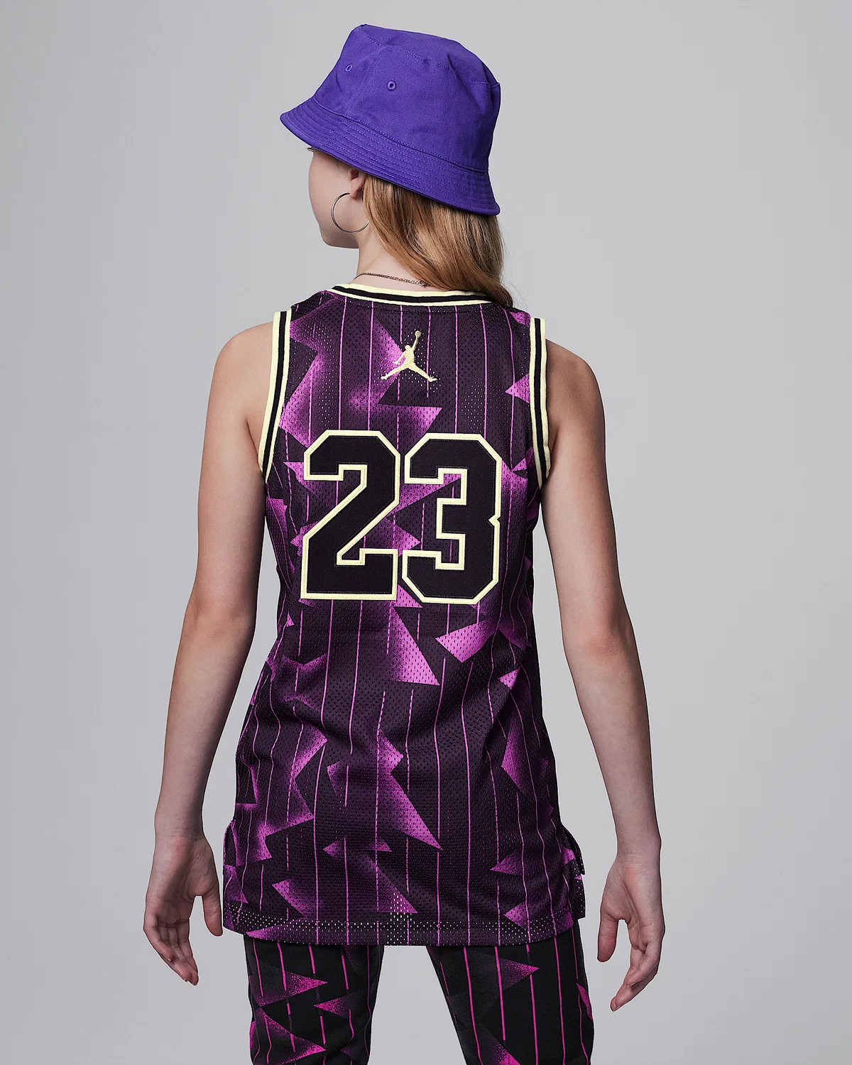 Детская футболка Jordan 23 Striped Jersey, Black/Fierce Pink — фото 2