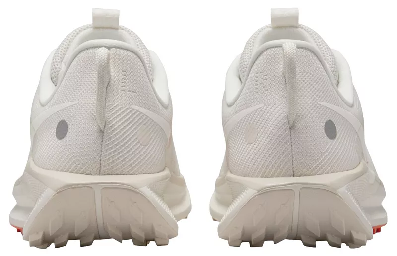 Женские кроссовки Nike Pegasus Trail 5, цвет Phantom — фото 4