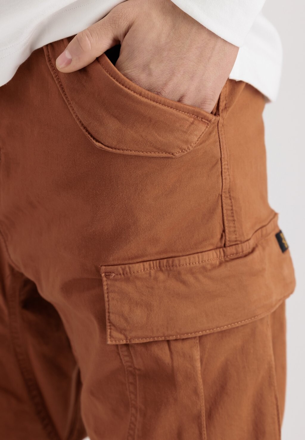 

Шорты COMBAT Alpha Industries, коричневый
