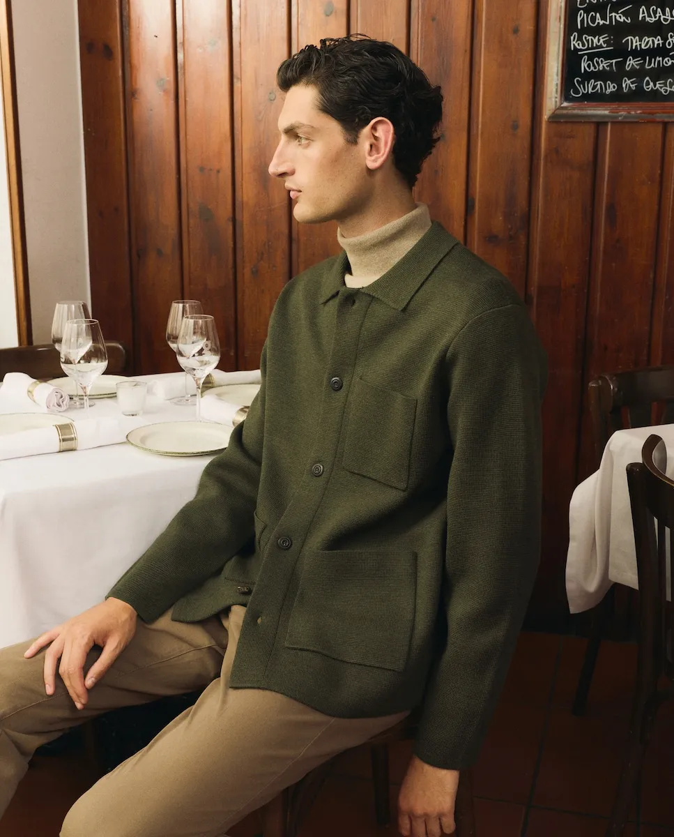 

Мужской кардиган с пуговицами, collar polo и карманом на груди Emidio Tucci, хаки