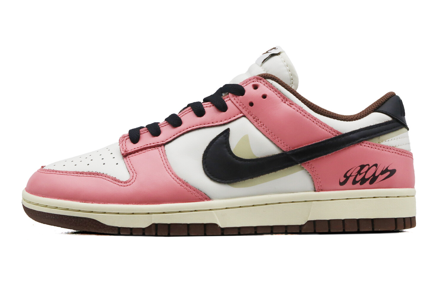 

Кроссовки Nike Dunk Skateboarding Shoes Women's Low-top Pink/Beige/Black, цвет Peach