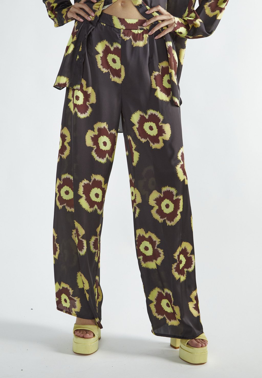 

Брюки WIDE LEG Glamorous, черный