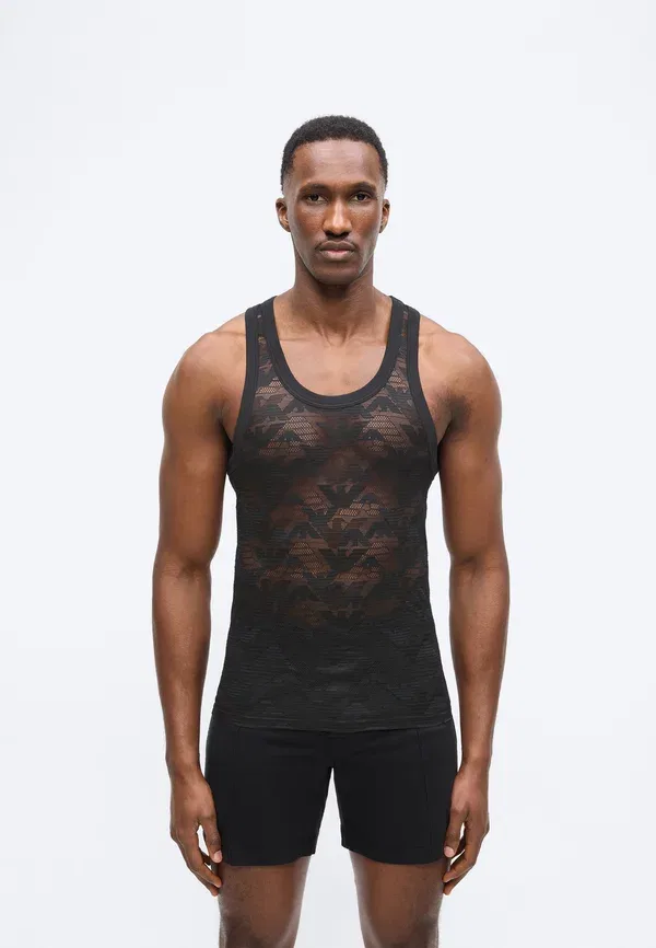 Футболка Emporio Armani Vest, черный — фото 3