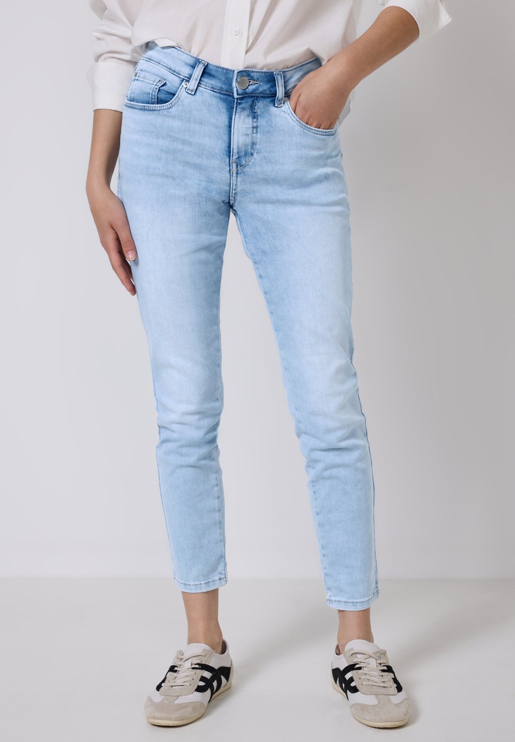 

Джинсы облегающего кроя Street One Studio, цвет Blau