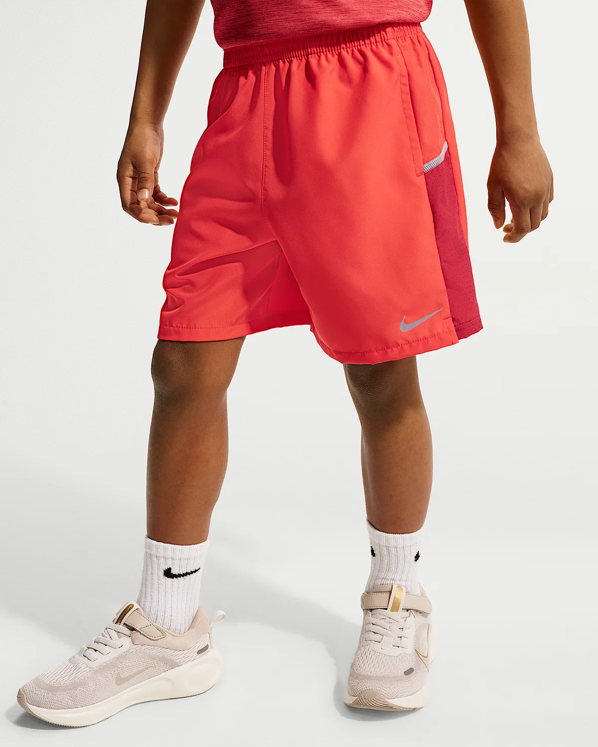 Детский комплект Nike Dri-FIT Miler: топ и шорты, Light Crimson — фото 4