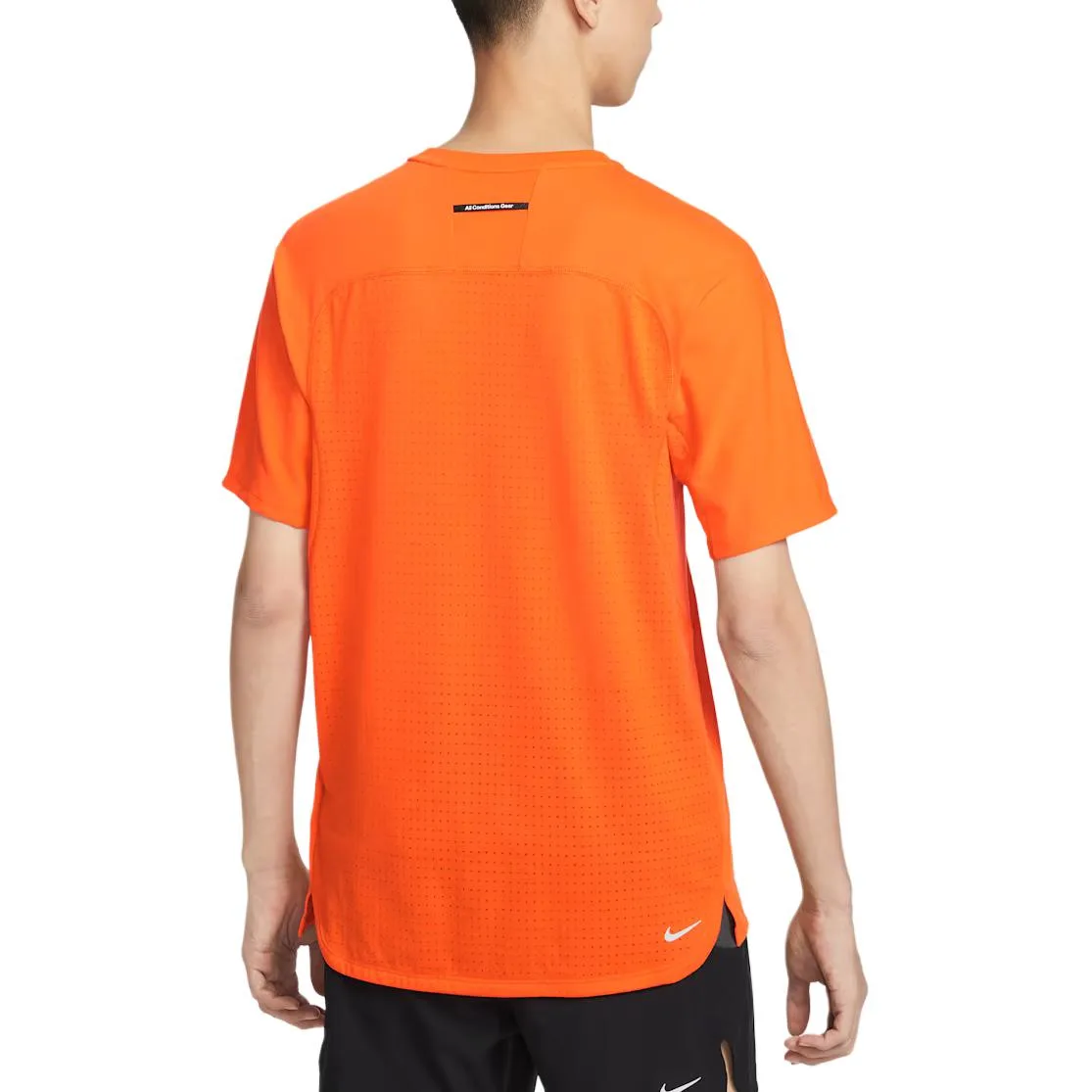Футболка мужская ACG FW25 Solar Chase Dri-FIT ADV Nike, Safe Orange/Peak White — фото 4