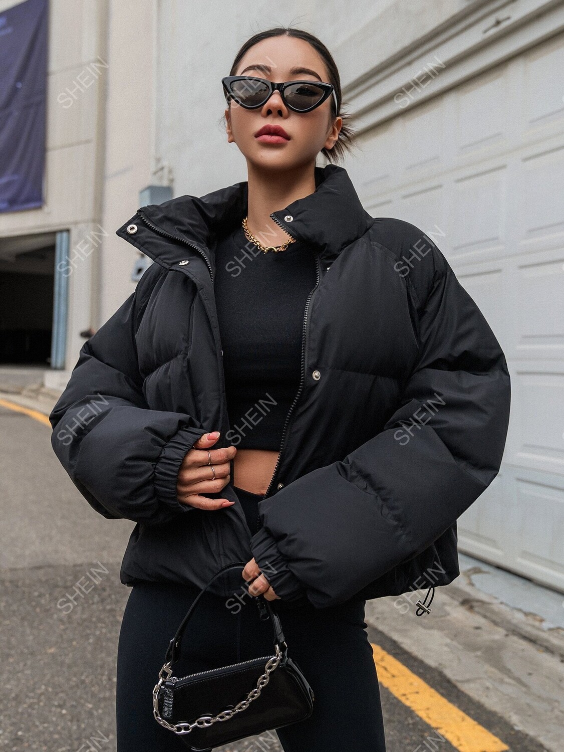 

Kpop пальто с рукавами реглан толстая мужская куртка на шнурке Dazy, черный