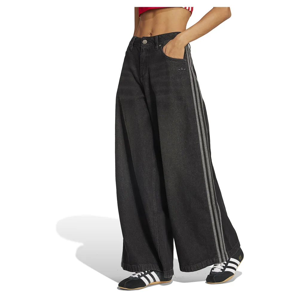 

Джинсы adidas Originals Adicolor Denim Adilenium, черный