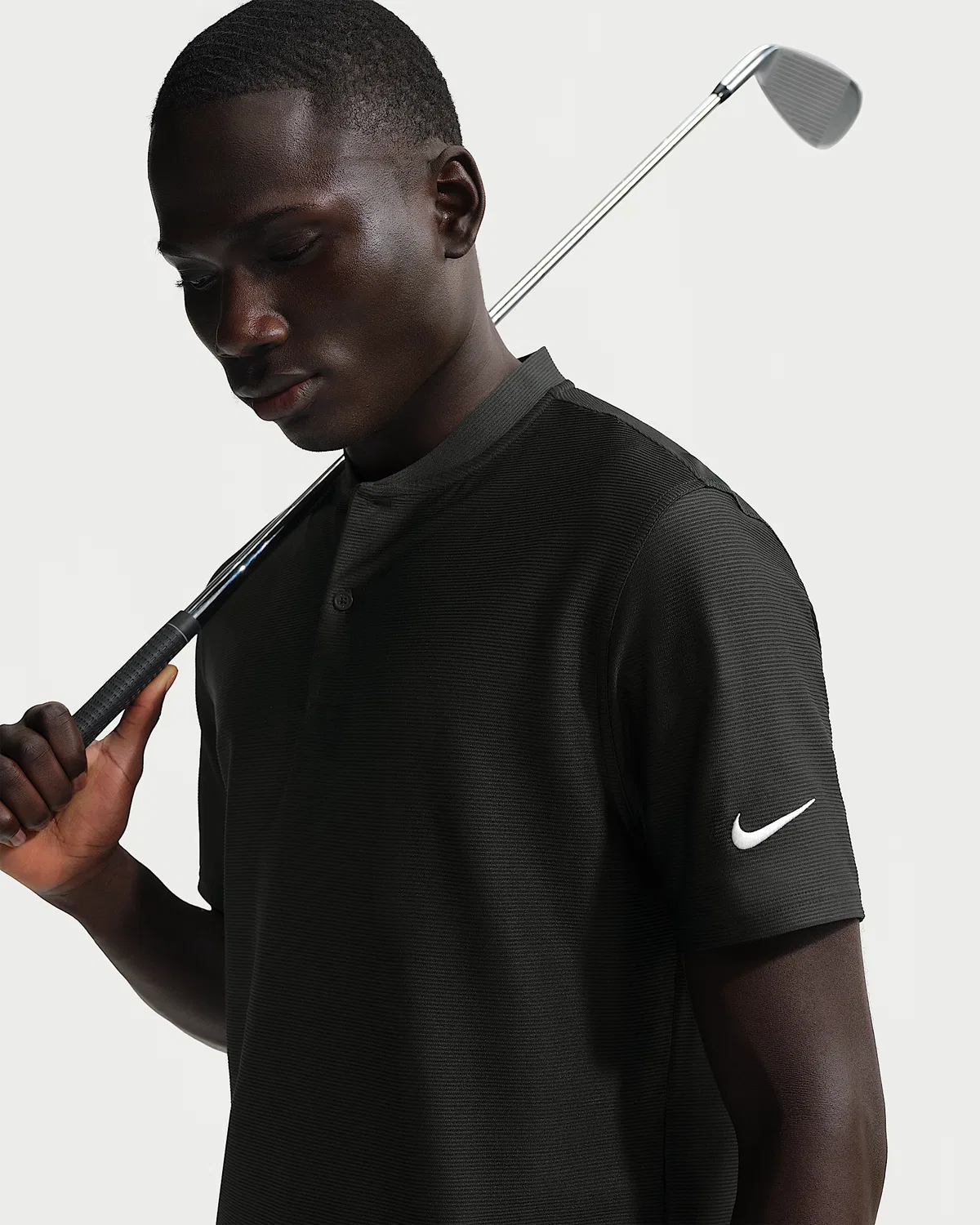 Мужское поло Nike Velocity Dri-FIT Blade Collar Golf Polo, Black/White — фото 3
