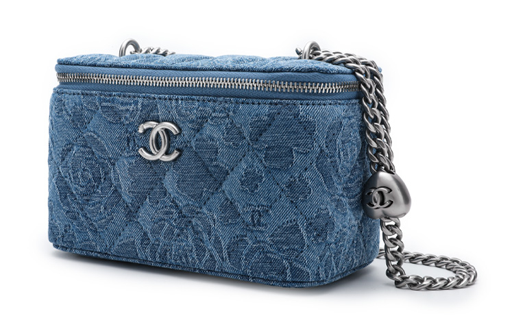 CHANEL Кожаная джинсовая коробочная сумка косметичка через плечо кроссбоди для женщин в стиле трумпи вымытый синий — фото 2