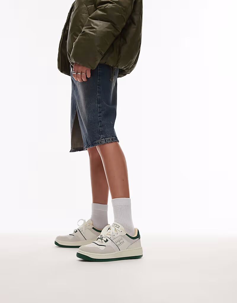 Кроссовки Tommy Jeans в стиле ретро в белом и зеленом цвете