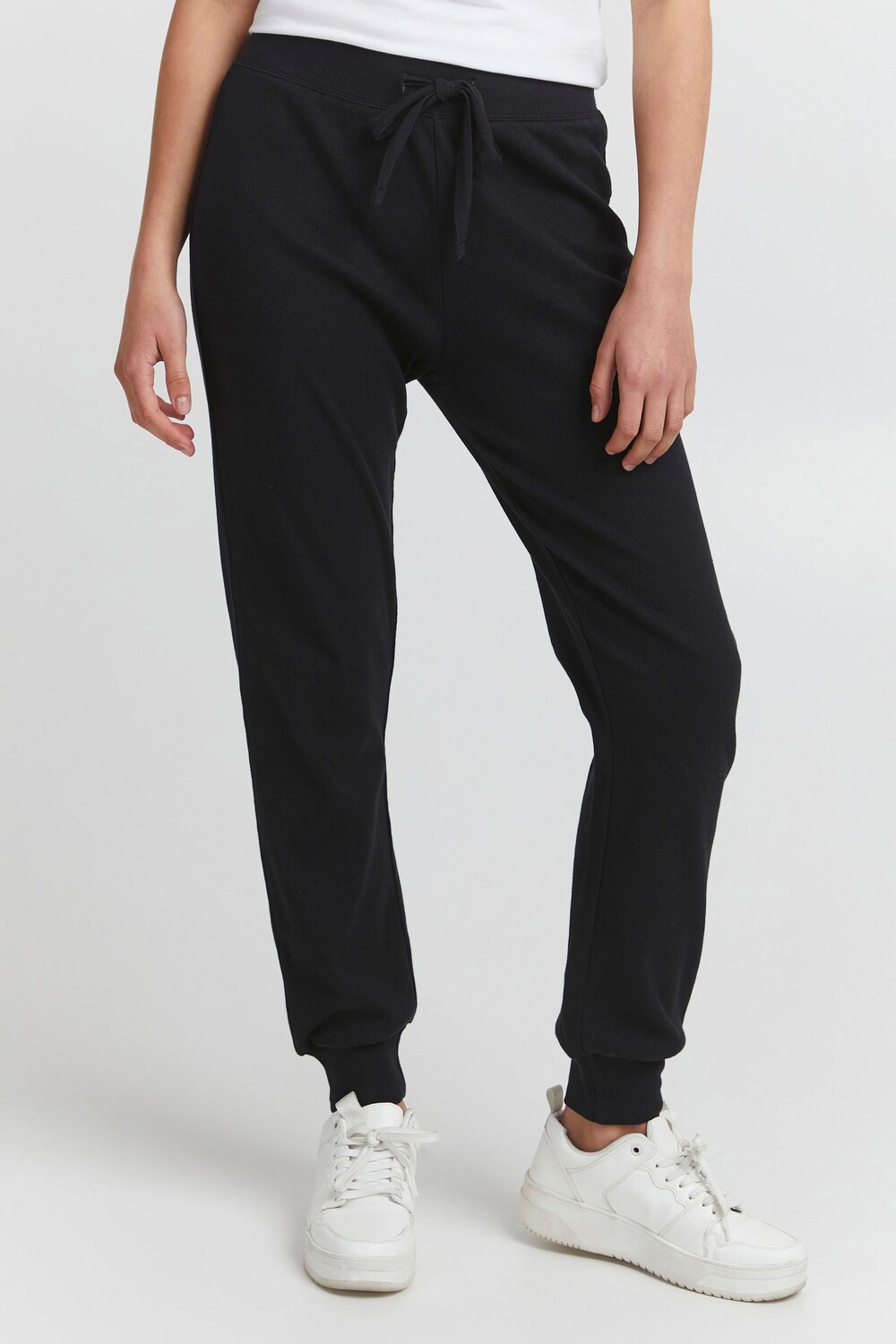 

Брюки Oxmo Sweatpants, черный