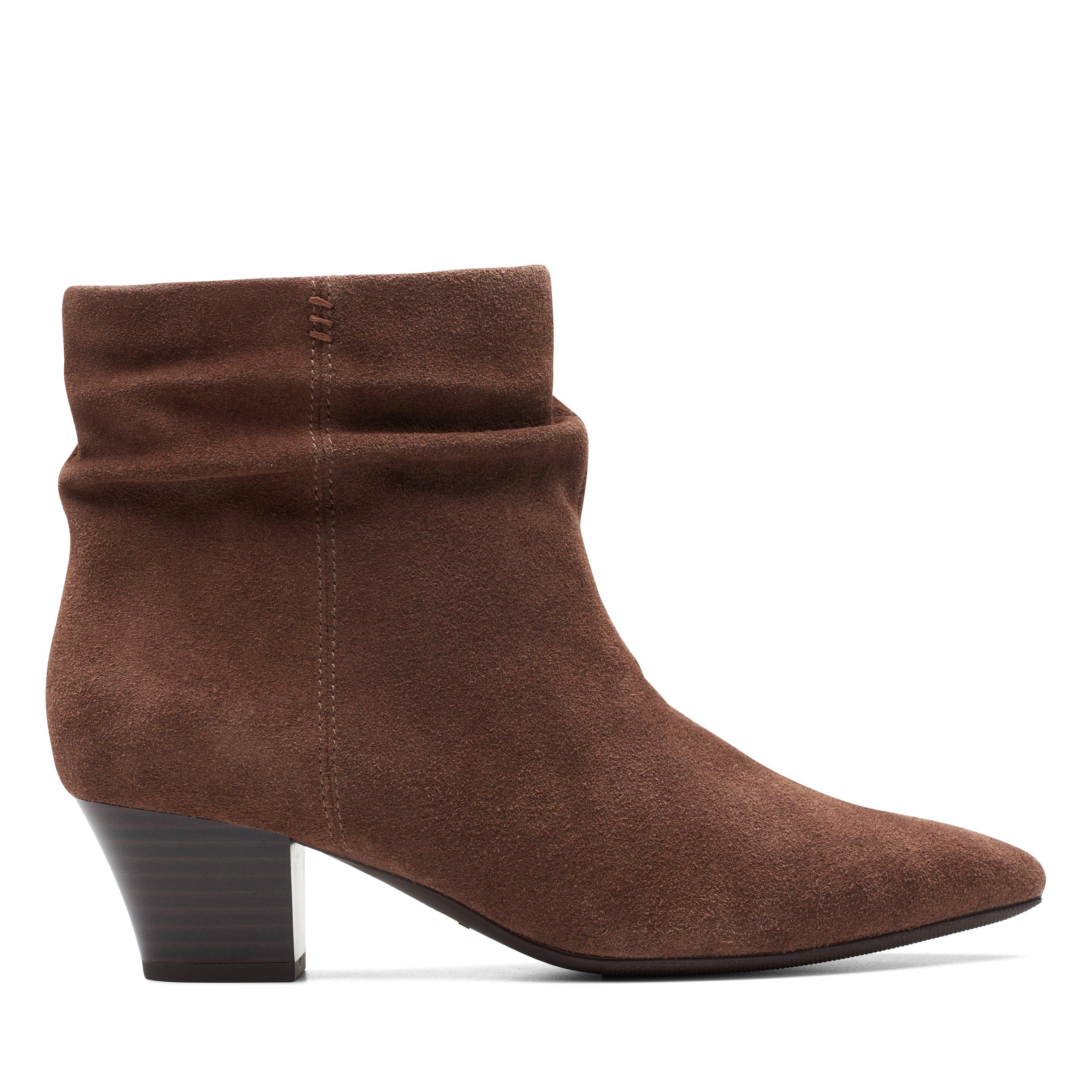 Полусапоги женские Clarks, цвет taupe suede