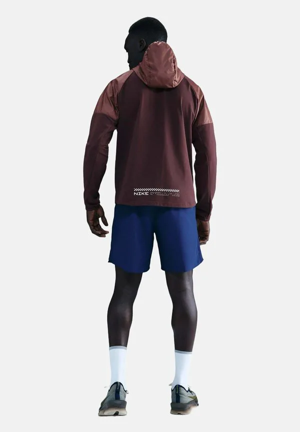 Куртка lauf miler для активного отдыха Nike Performance, Burgundy Crush/Red Sepia Reflective Silv — фото 2