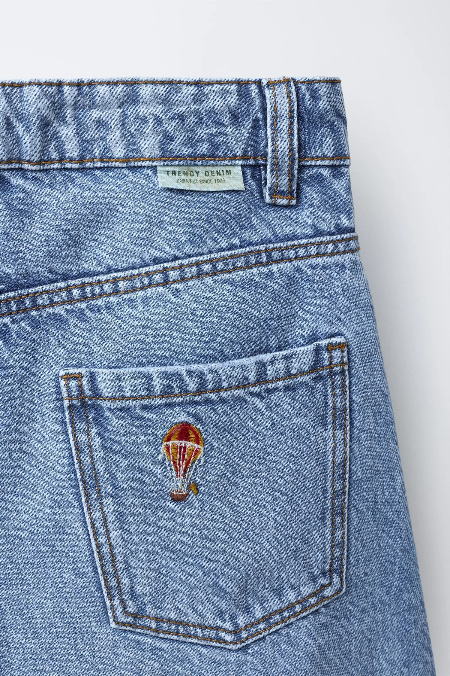 Джинсы с вышитыми воздушными шарами Zara, синий — фото 4