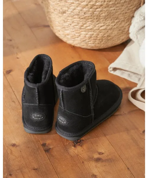 Сапоги детские короткие EMU Australia Wallaby Mini из нубука и мериносовой шерсти, черные