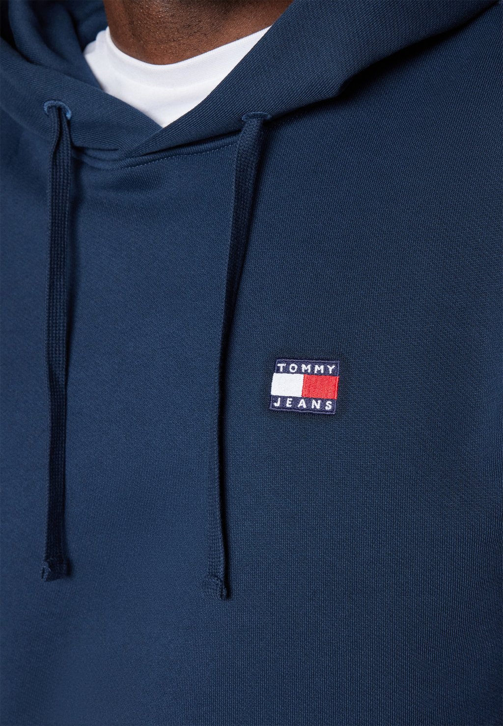 

Джемпер с капюшоном BADGE HOODIE Tommy Hilfiger, темно-синий