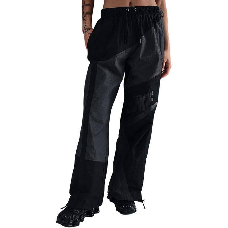 

Nike Женские повседневные брюки черного цвета