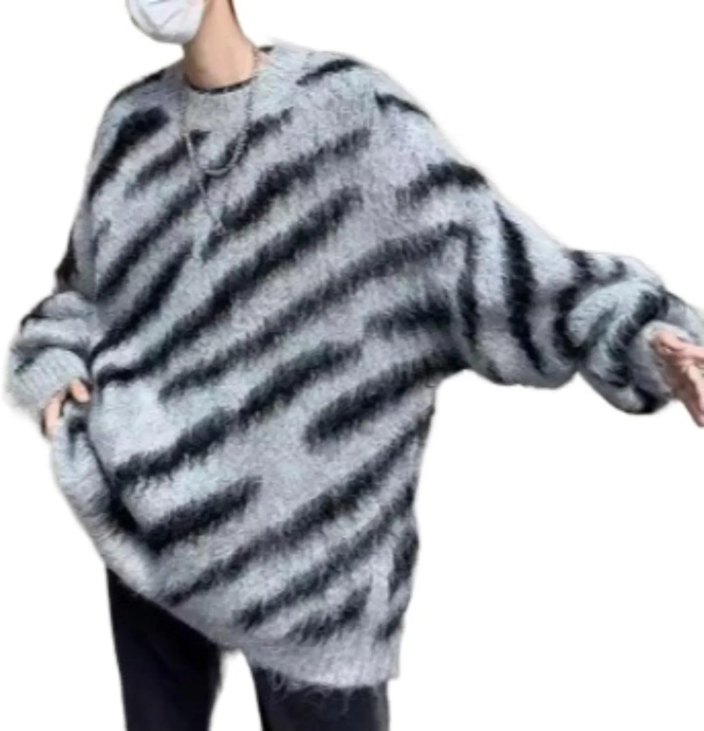 

Мужской повседневный мягкий полосатый свитер