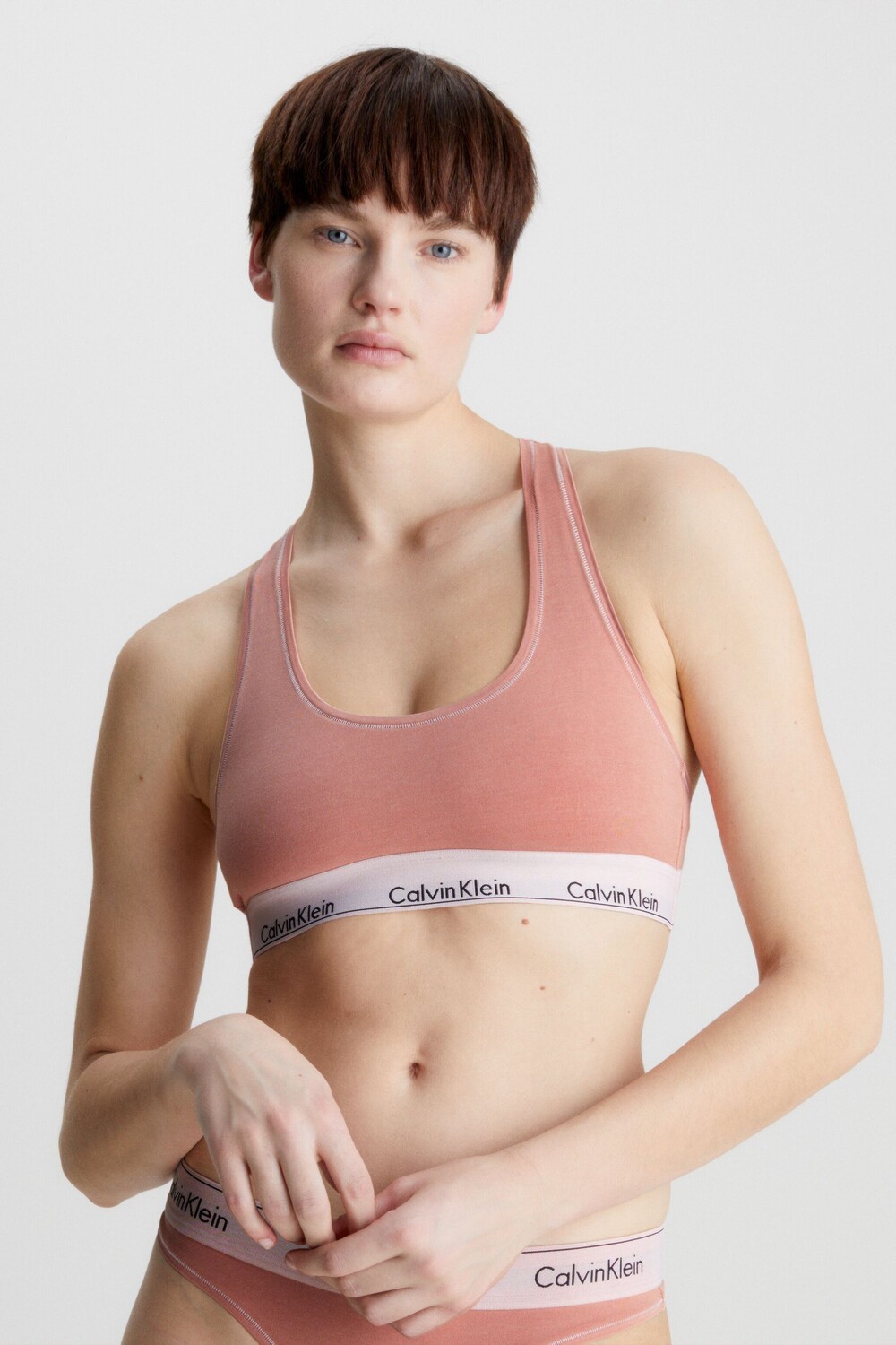 

Бюстгальтер без косточек с минеральным красителем Calvin Klein, коричневый