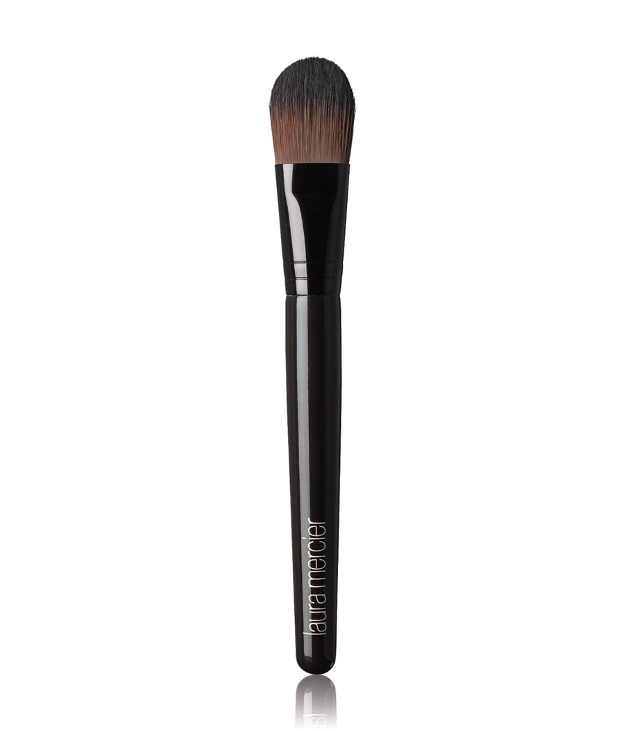 

Кисть для румян LAURA MERCIER Crème Cheek Brush, 1 шт.