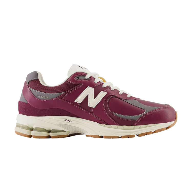 

Кроссовки New Balance 2002R 'Vintage Leather Pack - Burgundy', красный