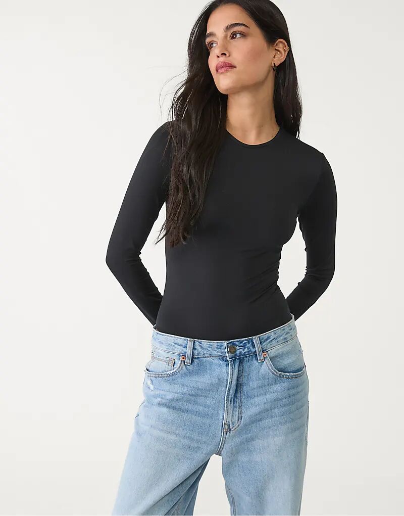 

Боди Stradivarius с длинными рукавами из полиамида черного цвета