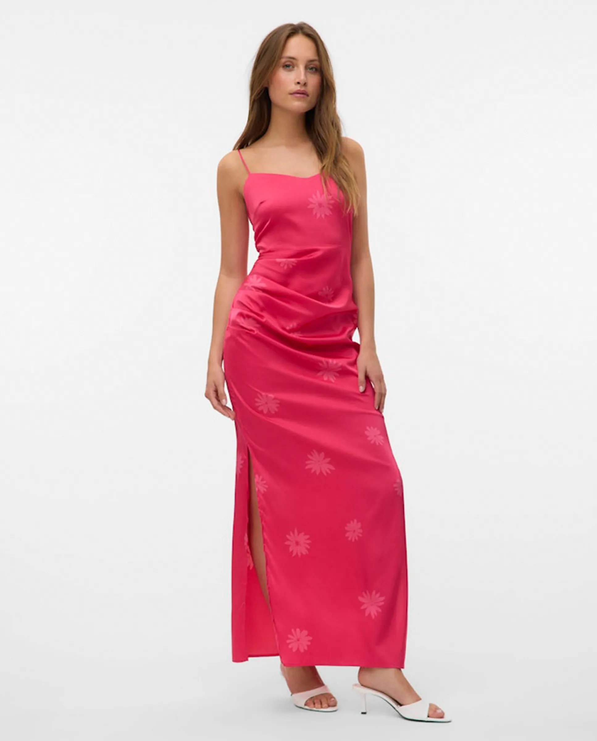 

Длинное платье на бретелях Vero Moda, фуксия