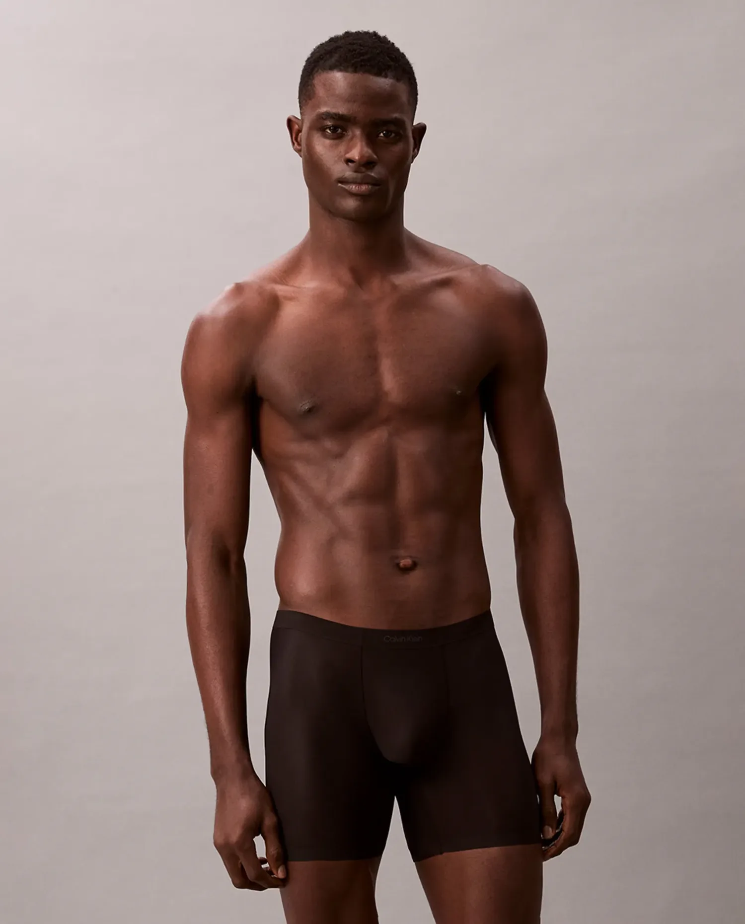 Длинные боксерские трусы для одного Calvin Klein, черный