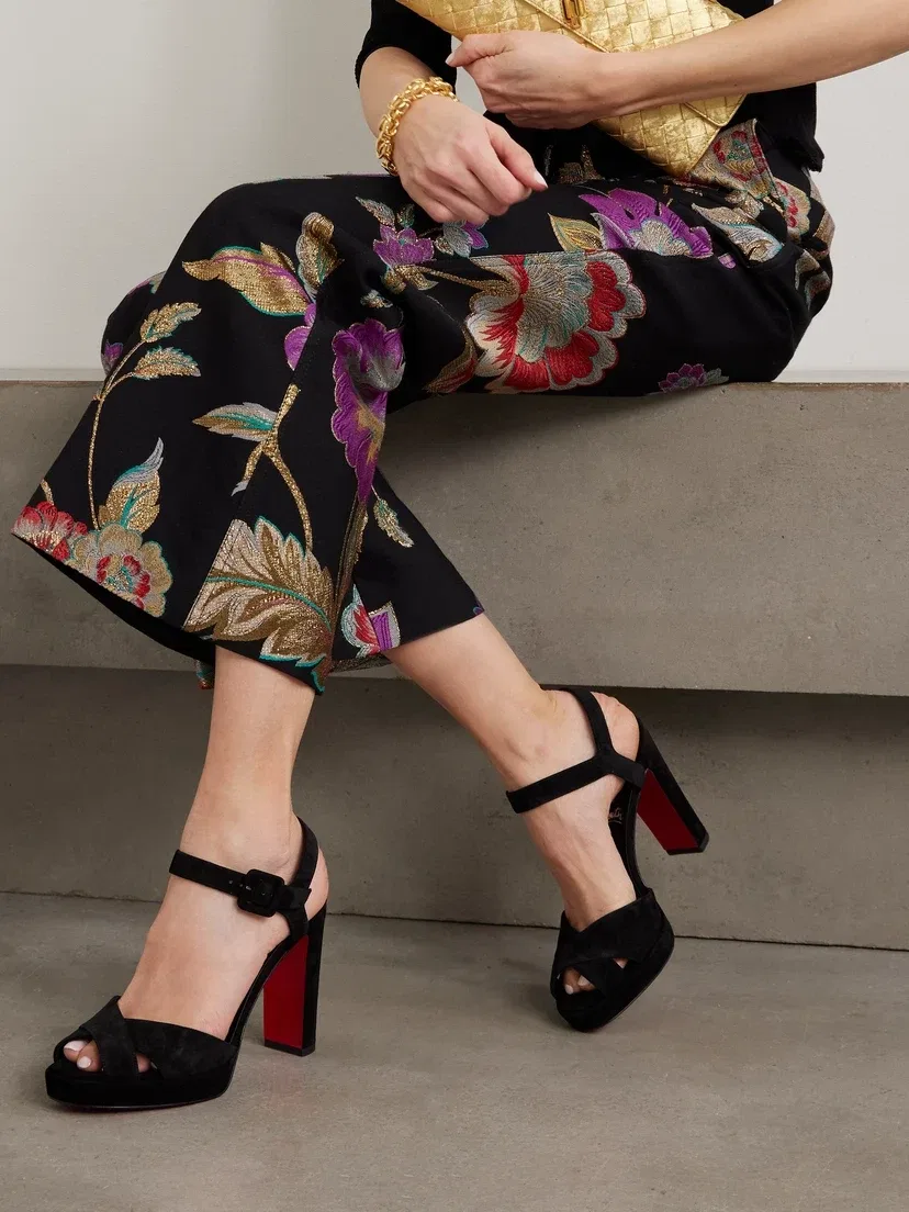 Замшевые босоножки на платформе Cora 100 Christian Louboutin, черный — фото 2
