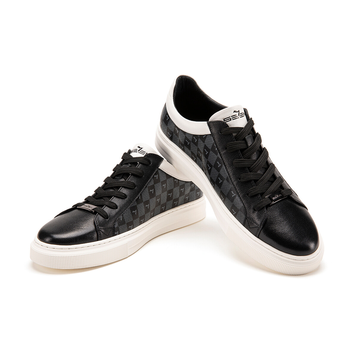 

Кроссовки мужские Lifestyle Shoes Men Low-Top Seven, цвет All White
