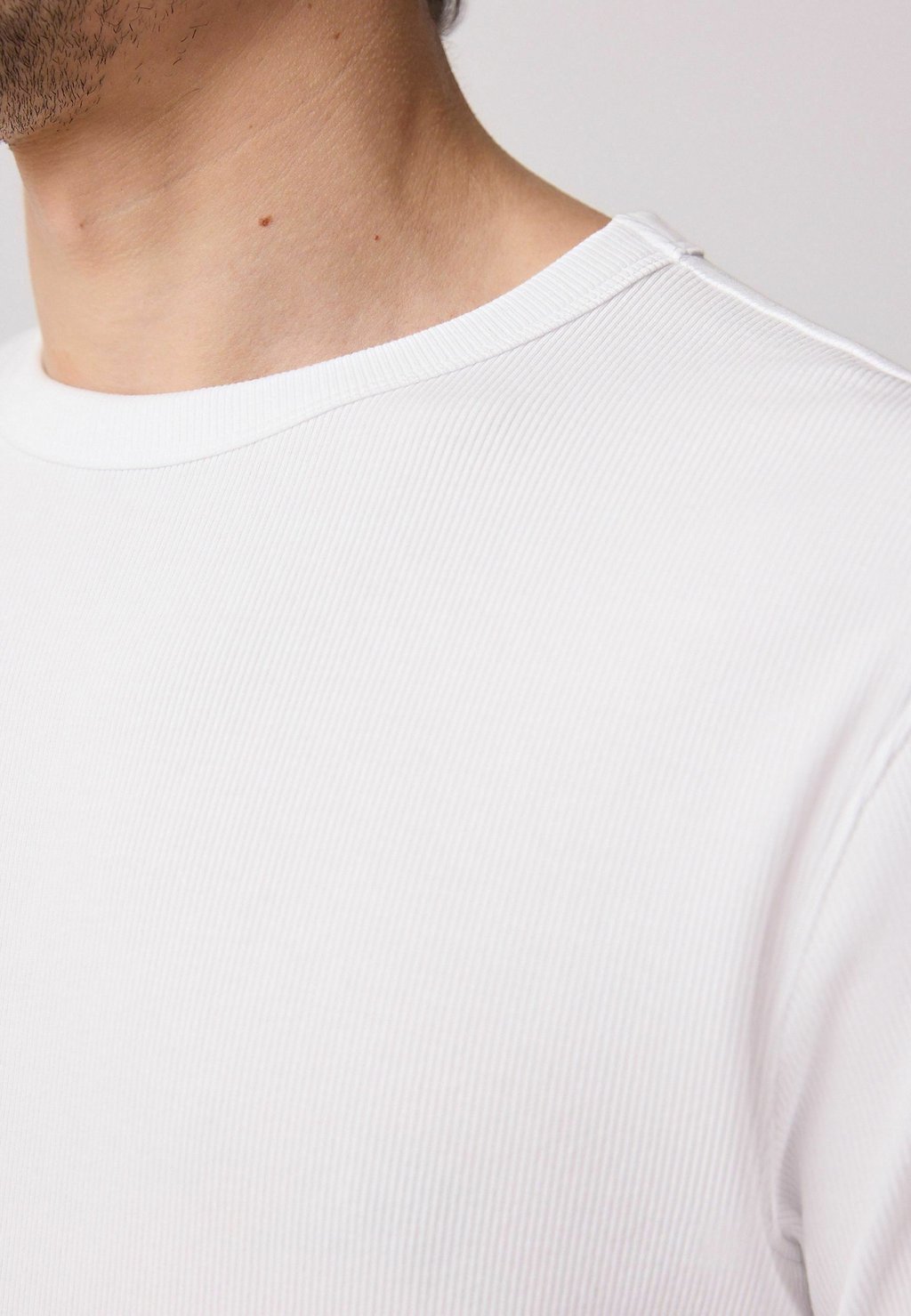 Базовая футболка SHORT SLEEVE CREW Next, белый — фото 3
