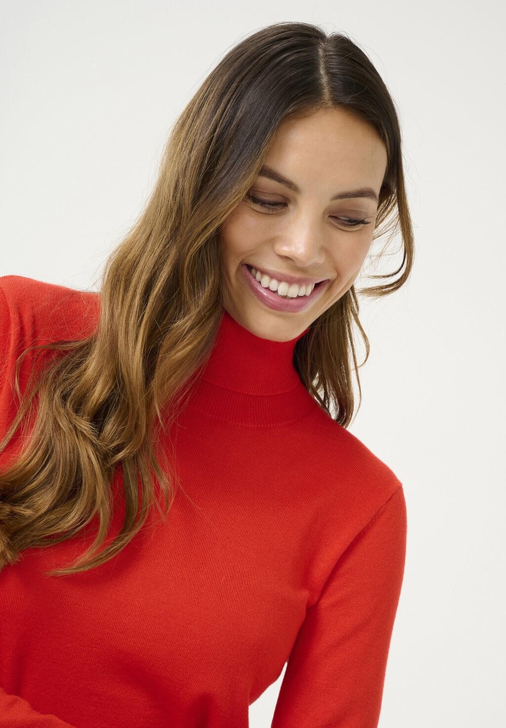 

Джемпер ASTRID ROLL NECK Kaffe, красный