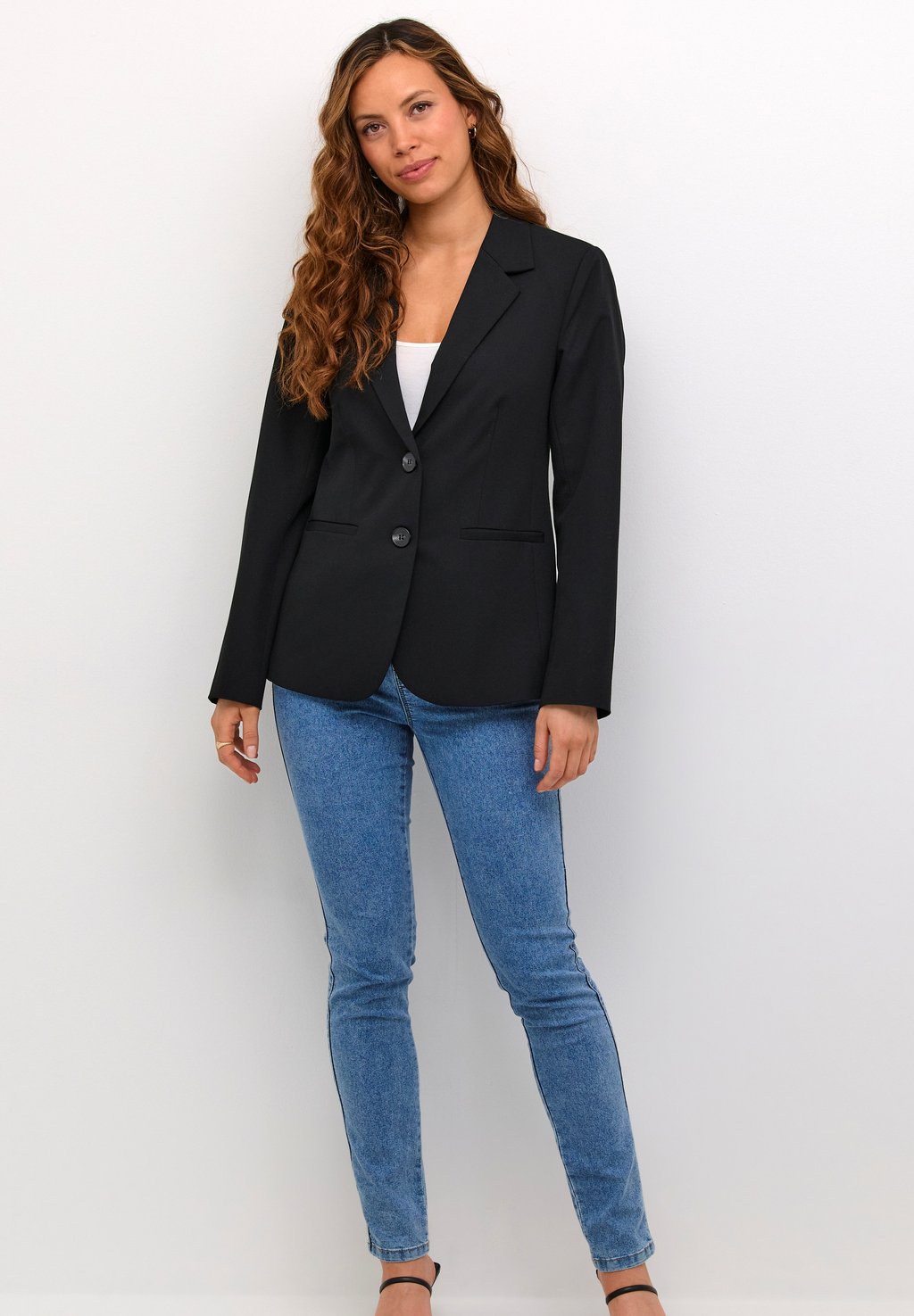 

Блейзер KAFFE KASAKURA FITTED BLAZER Kaffe, пестрый черный