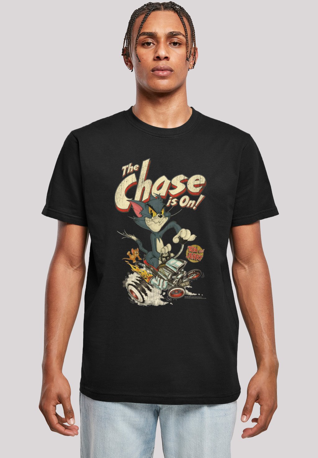 

Футболка с принтом TOM UND JERRY THE CHASE IS ON F4NT4STIC, черный