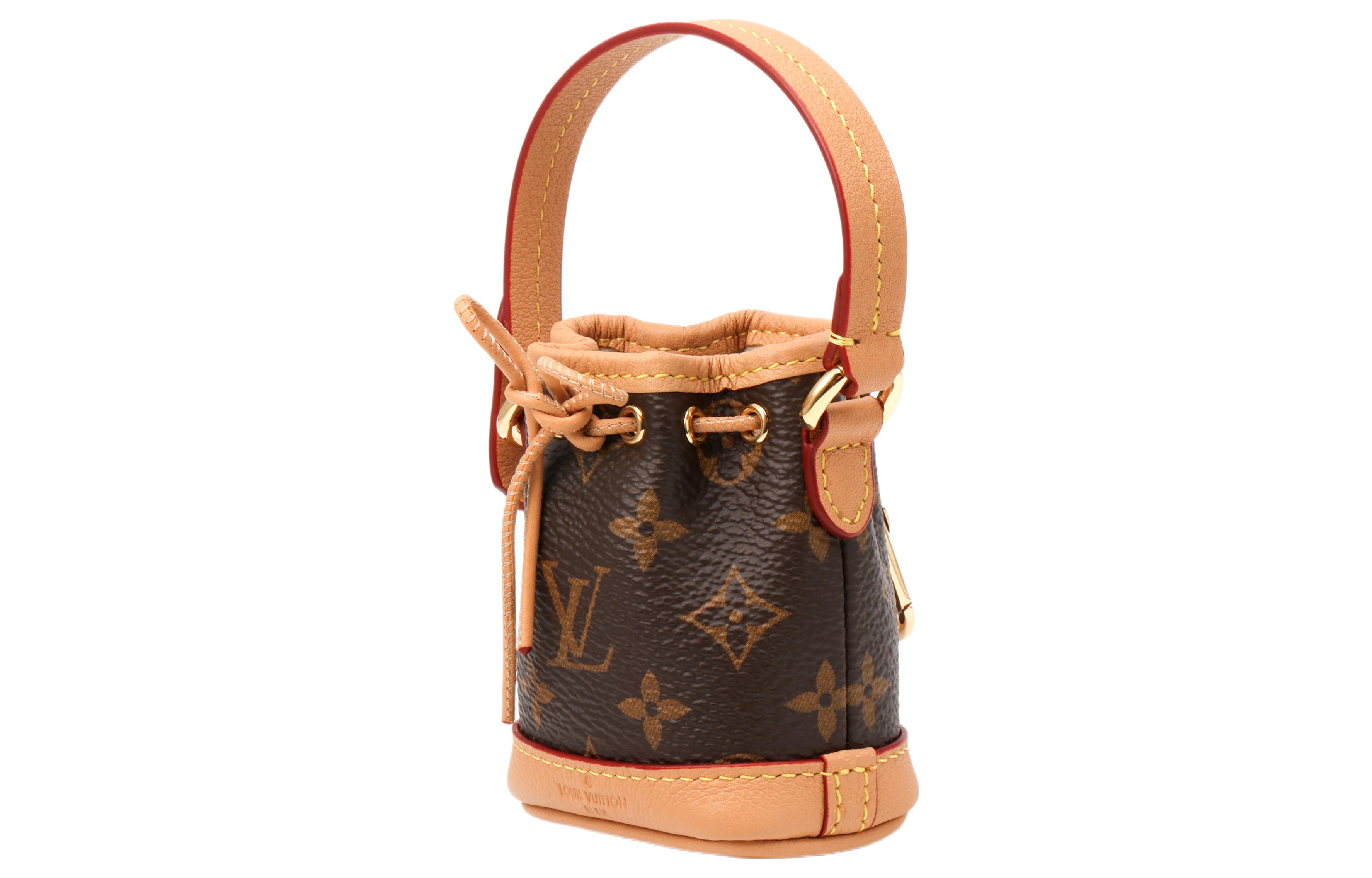 LOUIS VUITTON Микро Ноэ из лакированной кожи с коровьей кожей сумочка-шарм товар для женщин коричневый — фото 3